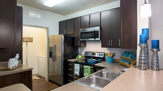 Oakleaf Plantation Apartments